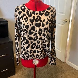 Sanctuary sz M leopard print crew neck sweater. New never worn as shown
